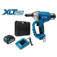 Аккум. заклепочный пистолет BULL CRG 1018 в чем. XLTpro, БЕСЩЕТ., 25 мм, 10000 Н, 1х4 А*ч, арт.1304594 фото в Строймикс