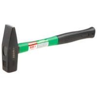 Молоток ВОЛАТ 0,6кг с фиберглассовой рукояткой фото в Строймикс