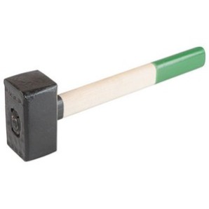 Кувалда ВОЛАТ 5кг с дер.рукояткой арт.10550-50 фото из интернет-магазина Строймикс